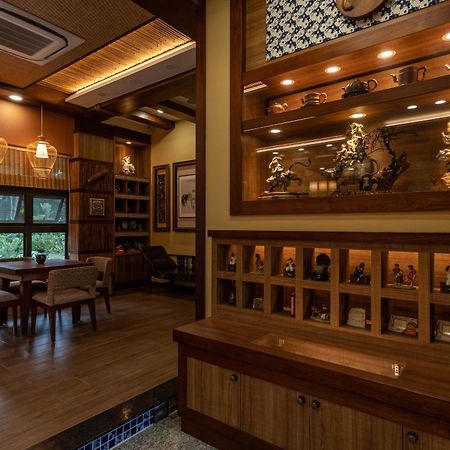Apartmán 山花映水紅莊園民宿 Yuemei Exteriér fotografie
