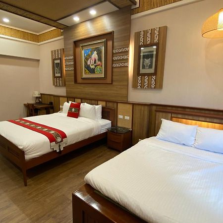 Apartmán 山花映水紅莊園民宿 Yuemei Exteriér fotografie